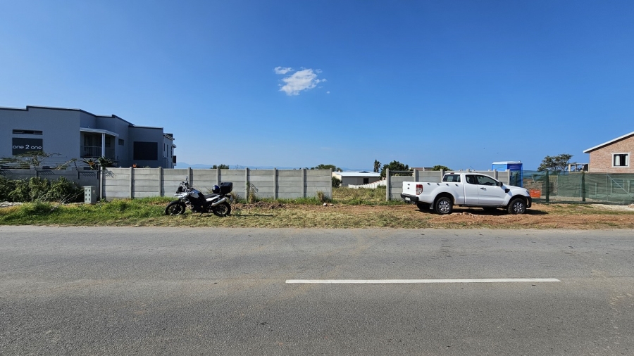 0 Bedroom Property for Sale in Wavecrest Eastern Cape